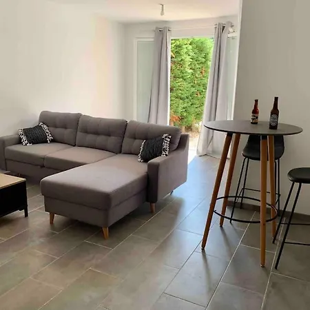 Apartament Bel De Type 4 Avec Jardinet